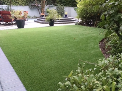 Backyard artificial grass installation with always green turf waterless safety lead-free grass landscaping ideas