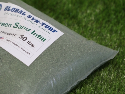 Green sand for synthetic turf infill