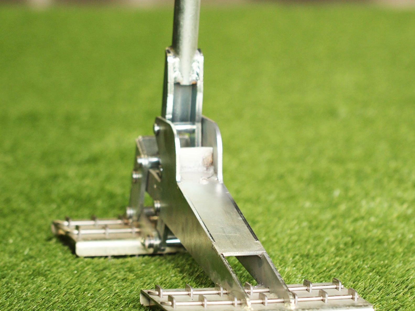 Synthetic Grass Puller Installation Tools